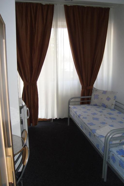 Hostel Litovoi Bucarest Esterno foto