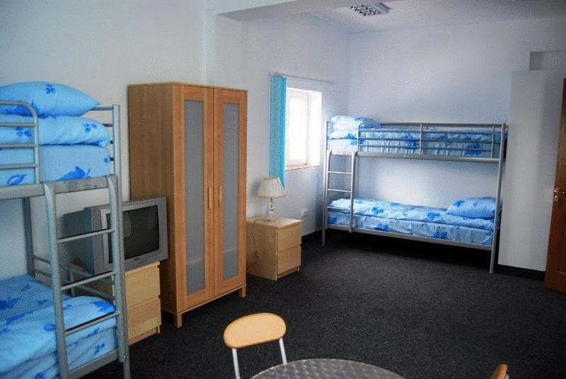Hostel Litovoi Bucarest Esterno foto